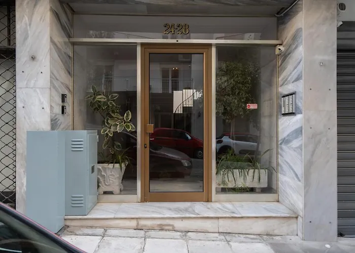 Luxurious Apartment In The Heart Of Athens