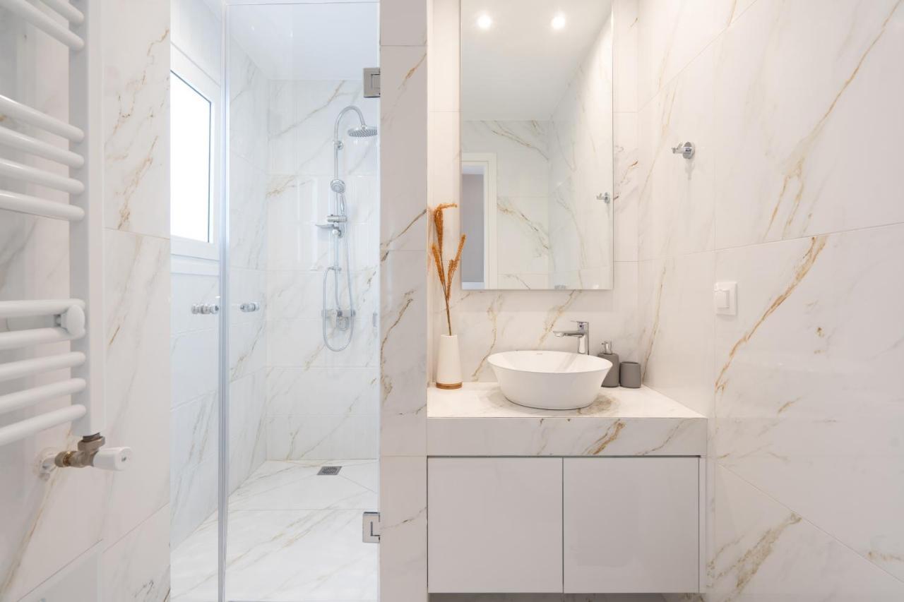 Luxurious In The Heart Of Athens