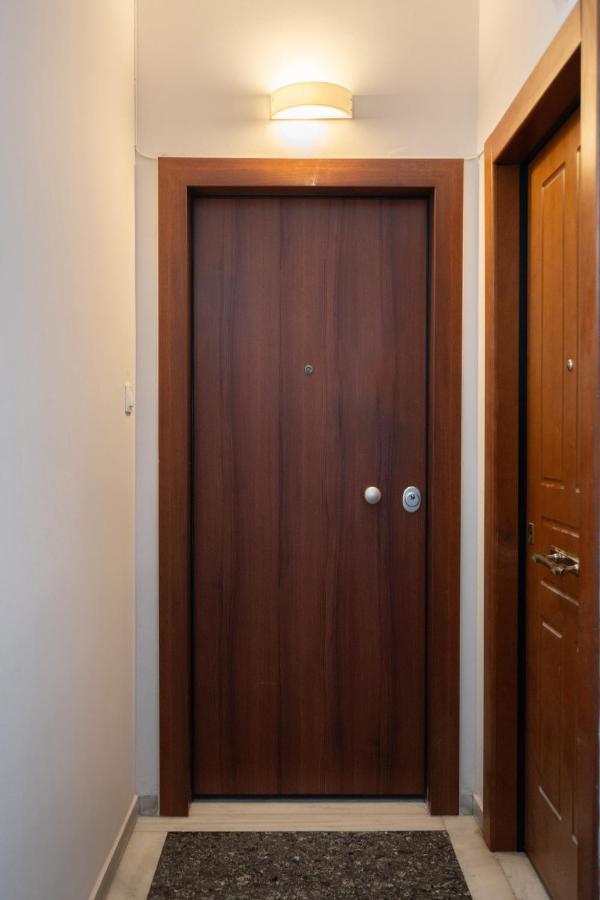 Apartment Luxurious In The Heart Of Athens